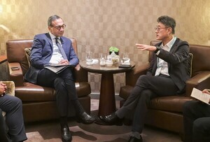 GSMA: Discusses AI-driven telecom growth opportunities in meeting with Jung